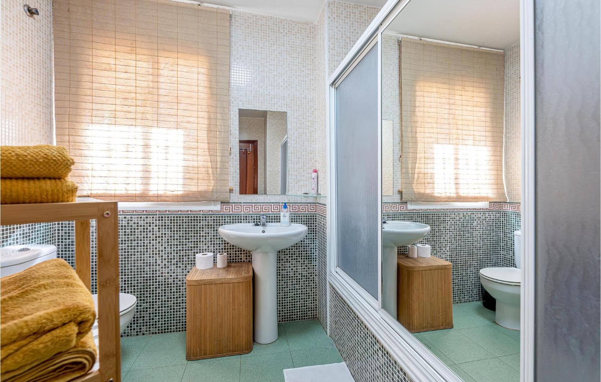 Gorgeous Apartment In Torrox With Wifi Exterior photo